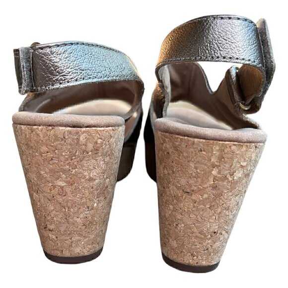 Clarks Collection Gold Metallic Annadel Bari Cork Wedge Sandals Women’s Size 11 - Picture 5 of 7